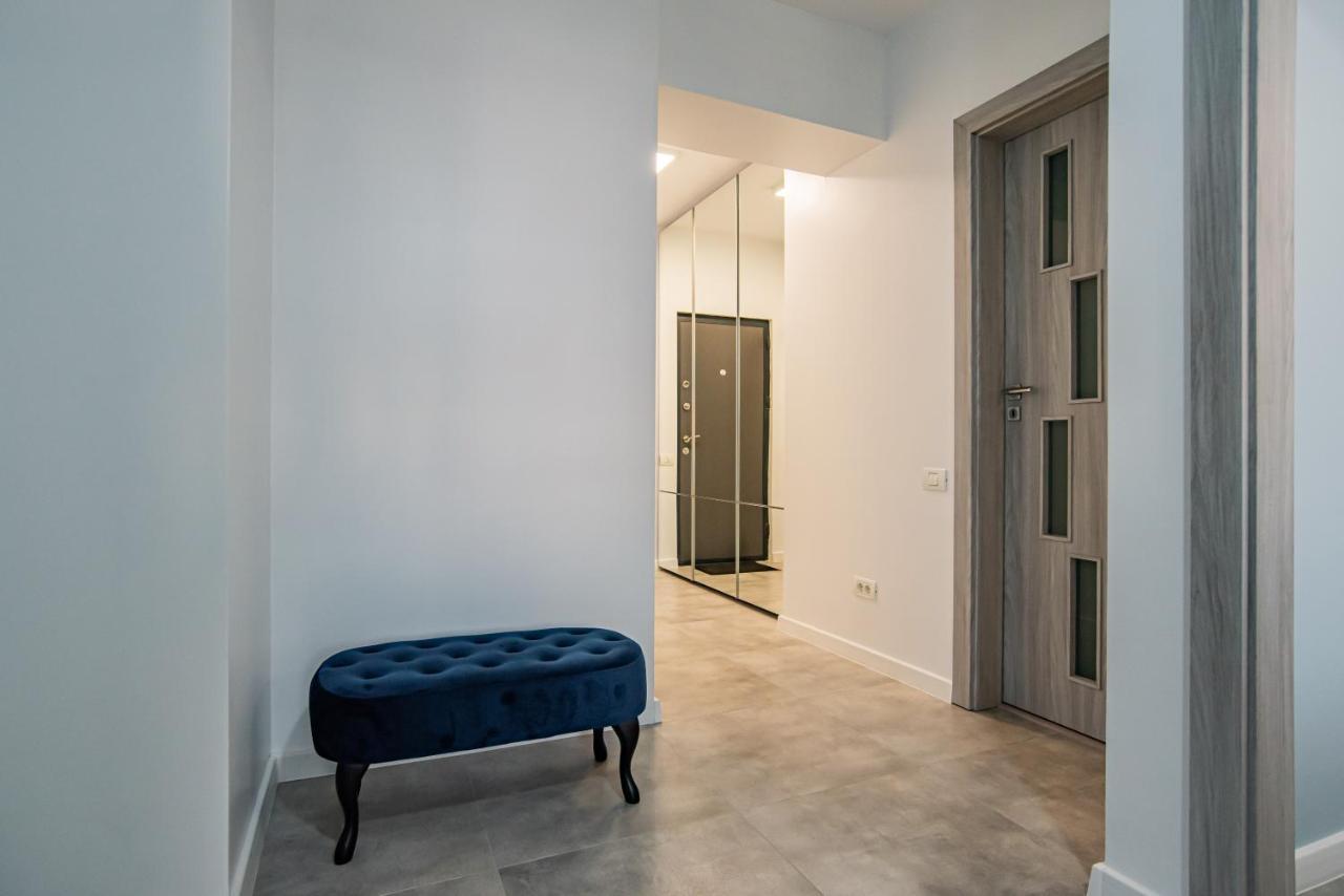 Blue Boutique Magic View Of The Sea Apartments Mamaia Exterior photo